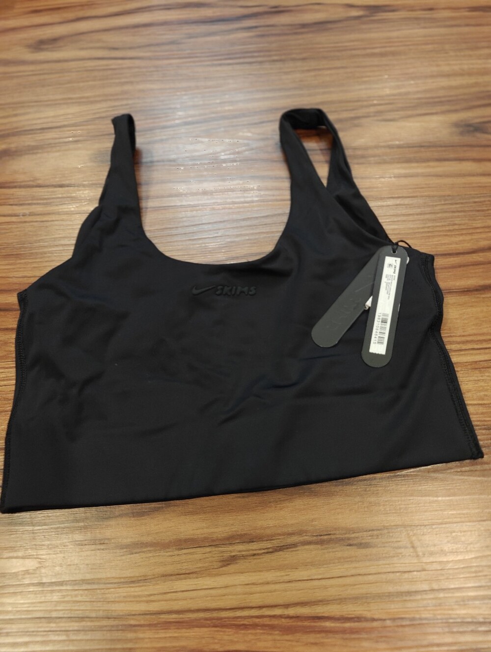 Nike SKIMS Shine Scoop Neck Longline Bra - Picture 5 of 5